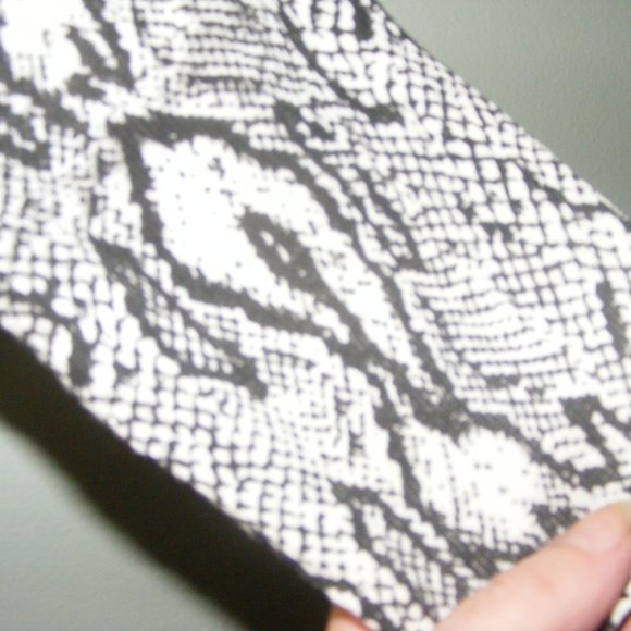 Black and White Snakeskin Print Top - Picture 8 of 14